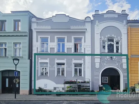 Pronájem obchodního prostoru, Trhové Sviny, Žižkovo náměstí, 75 m2