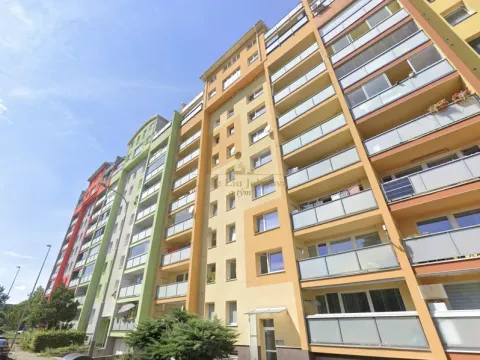 Prodej bytu 3+1, Praha, Fryčovická, 68 m2