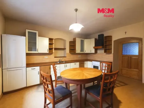 Prodej rodinného domu, Václavov u Bruntálu - Dolní Václavov, 300 m2