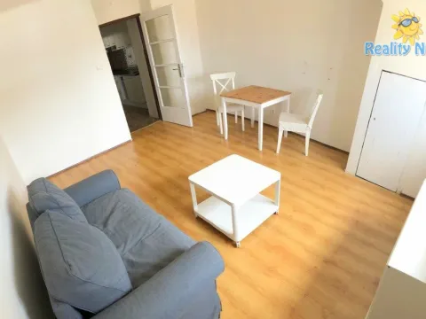 Pronájem bytu 2+1, Praha - Nusle, Na Veselí, 56 m2