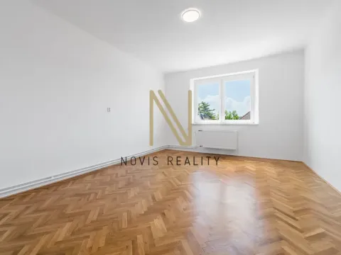 Pronájem bytu 1+1, Klatovy, Masarykova, 46 m2