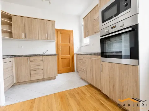 Pronájem bytu 2+kk, Třešť, Jungmannova, 45 m2