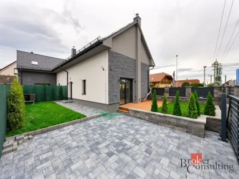 Prodej bytu 5+kk, Dřísy, Hlavnovská, 110 m2