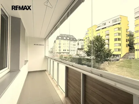 Pronájem bytu 3+1, Praha - Žižkov, Jeseniova, 73 m2
