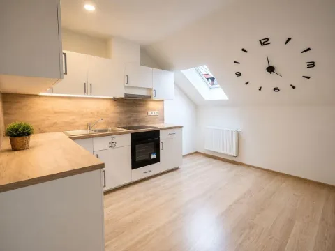 Pronájem bytu 3+kk, Třešť, Nádražní, 75 m2