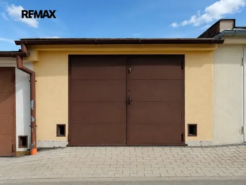 Prodej garáže, Ivančice, 22 m2