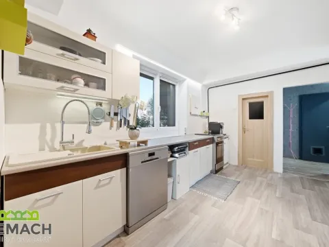 Prodej bytu 3+kk, Napajedla, 2. května, 79 m2