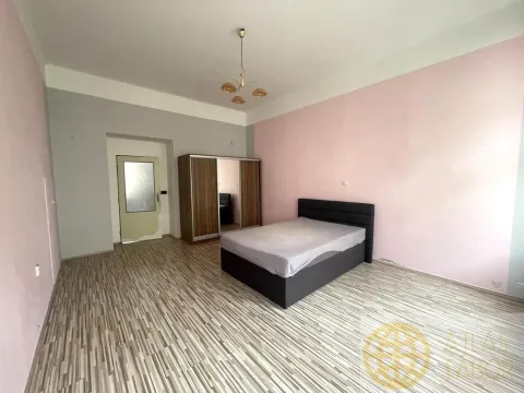 Pronájem bytu 2+1, Tábor, 9. května, 80 m2