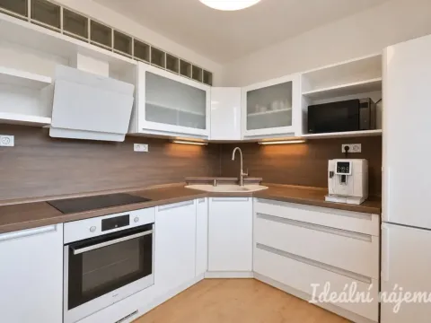 Pronájem bytu 2+1, Židlochovice, sídl. Družba, 52 m2