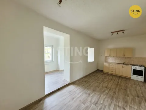 Pronájem bytu 2+kk, Opava, Englišova, 58 m2