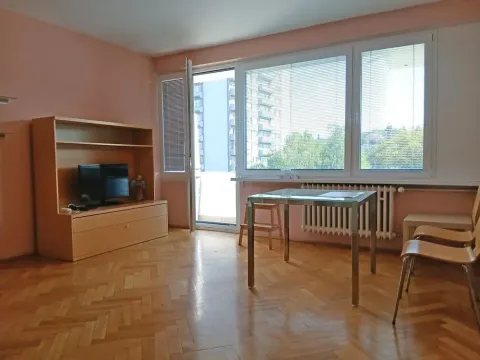 Pronájem bytu 2+kk, Praha - Dejvice, Evropská, 43 m2
