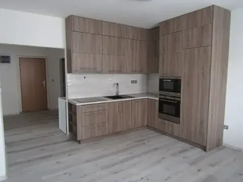 Pronájem bytu 2+1, Nýřany, Revoluční, 67 m2