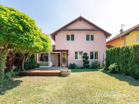 Pronájem bytu 5+1, Horoušany, Na Svahu, 141 m2