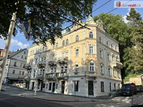 Prodej bytu 2+1, Mariánské Lázně, Poštovní, 102 m2