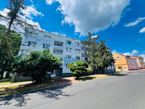 Pronájem bytu 1+1, Dubí, Tovární, 32 m2