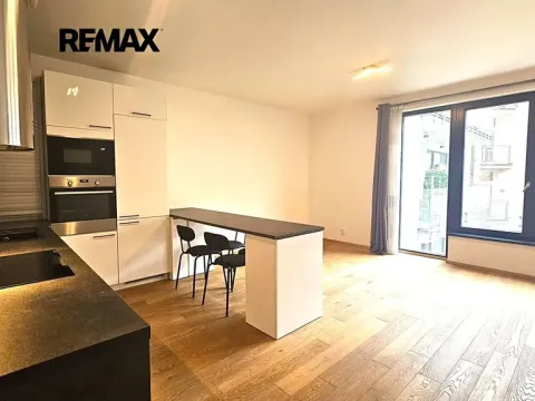 Pronájem bytu 2+kk, Praha - Libeň, Primátorská, 50 m2