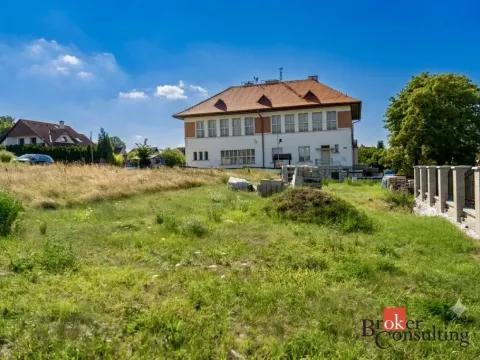 Prodej pozemku pro bydlení, Březno, Nádražní, 881 m2