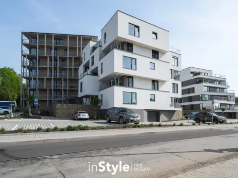Pronájem bytu 1+kk, Uherské Hradiště, 28. října, 46 m2