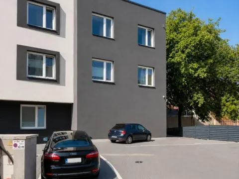Pronájem bytu 1+kk, Praha - Hloubětín, Kukelská, 27 m2