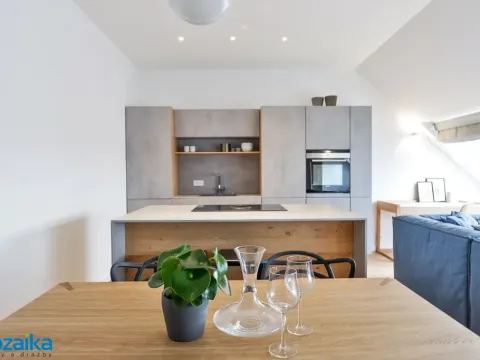 Pronájem bytu 2+kk, Praha - Žižkov, U Rajské zahrady, 61 m2
