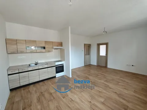 Pronájem bytu 2+kk, Skuteč, Československé armády, 55 m2