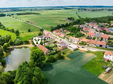Prodej pozemku, Medlice, 550 m2