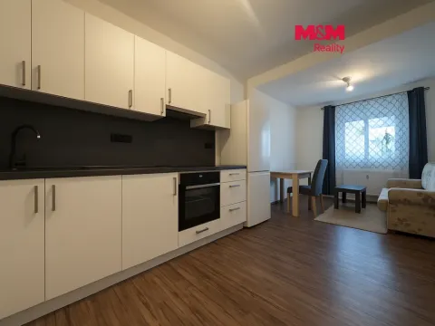 Pronájem bytu 2+kk, Veselí nad Lužnicí - Veselí nad Lužnicí I, Budějovická, 48 m2