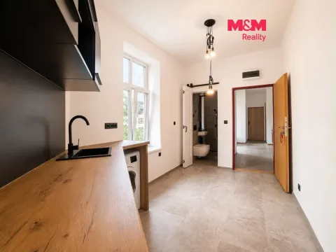Pronájem bytu 1+kk, Trutnov - Dolní Předměstí, Maxima Gorkého, 15 m2