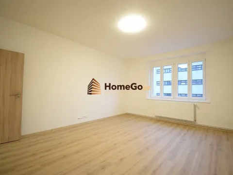 Pronájem bytu 2+1, Praha - Nusle, U gymnázia, 56 m2