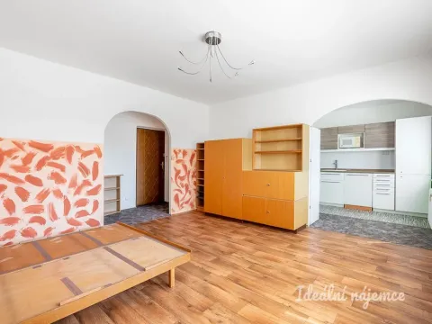 Pronájem bytu 1+1, Praha - Zbraslav, Tunelářů, 47 m2