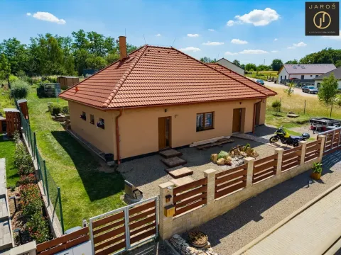 Prodej rodinného domu, Knovíz, U Kostela, 97 m2