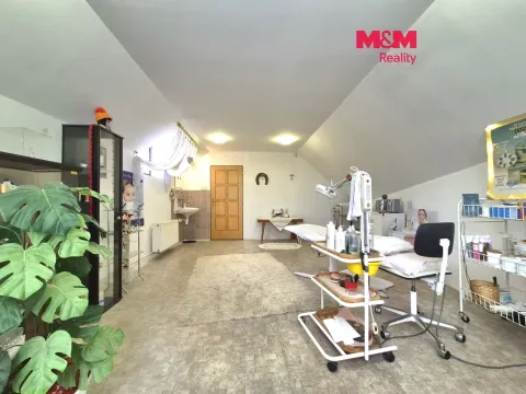 Pronájem obchodního prostoru, Čelákovice, Sedláčkova, 39 m2