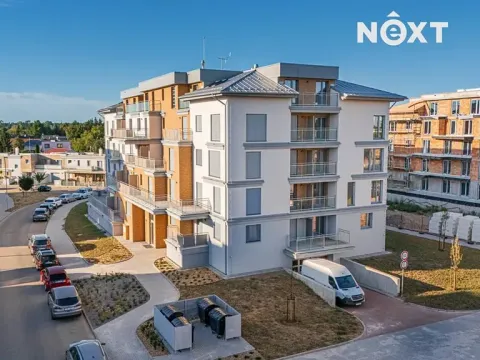 Pronájem bytu 2+kk, Pardubice, U Sportovní školy, 97 m2