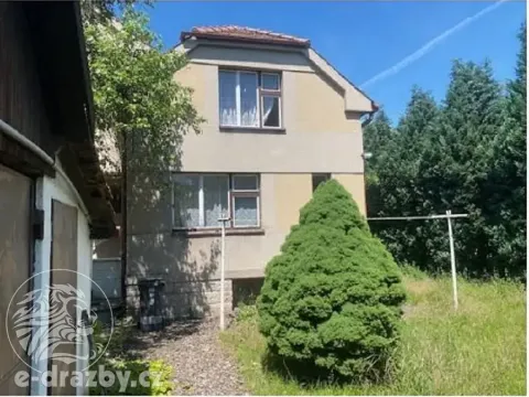 Dražba rodinného domu, Křinec, 178 m2