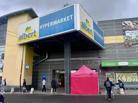 Pronájem obchodního prostoru, Ústí nad Labem, 35 m2