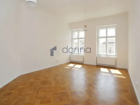 Pronájem bytu 3+1, Praha, Rumunská, 118 m2