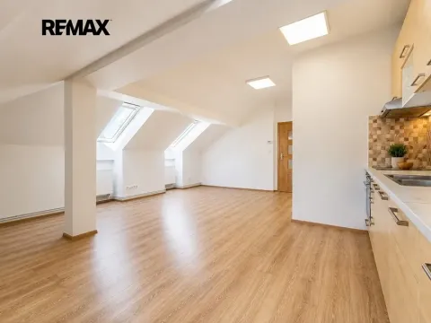 Pronájem bytu 3+kk, Kutná Hora, Jiřího z Poděbrad, 63 m2