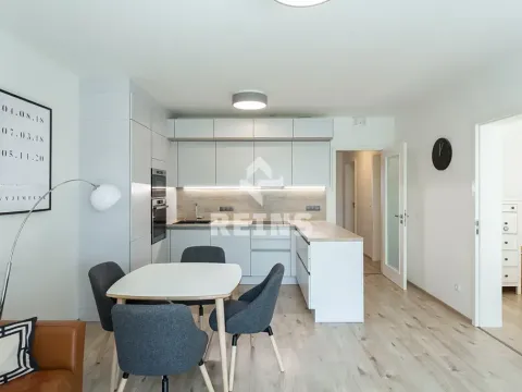 Prodej bytu 4+kk, Praha - Horní Měcholupy, Hornoměcholupská, 146 m2