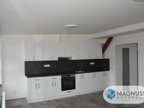 Pronájem bytu 2+kk, Šternberk, náměstí Svobody, 40 m2