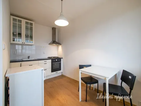 Pronájem bytu 1+kk, Praha - Krč, Tajovského, 35 m2