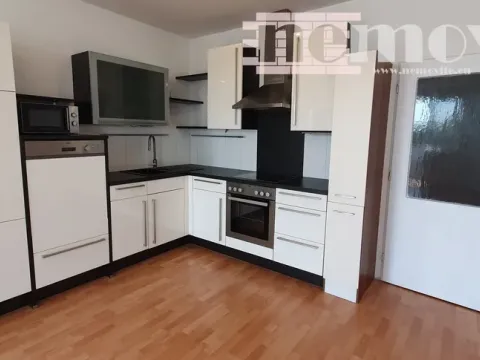Prodej bytu 2+kk, Jesenice, Na Okruhu, 62 m2