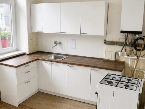 Pronájem bytu 2+1, Krnov, Stará, 35 m2
