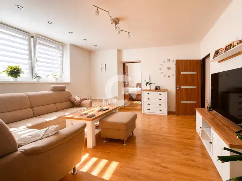 Prodej rodinného domu, Kostelec u Holešova, 180 m2