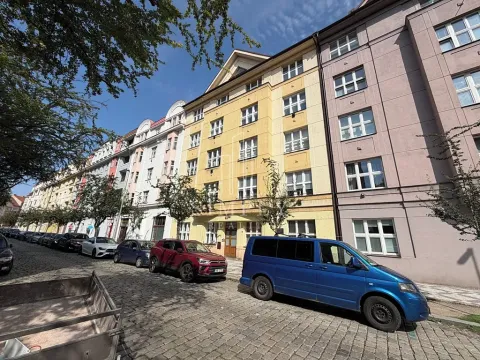 Prodej bytu 3+kk, Praha - Bubeneč, Jaselská, 92 m2