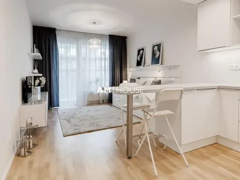 Pronájem bytu 1+kk, Praha - Letňany, Chlebovická, 52 m2