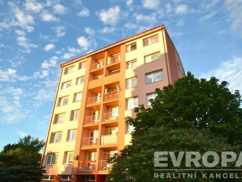 Pronájem bytu 3+1, Praha - Újezd nad Lesy, Malešovská, 75 m2