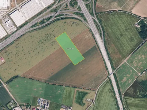 Prodej pole, Olomouc, 10493 m2