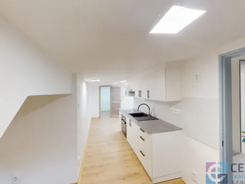 Pronájem bytu 1+1, Jablonec nad Nisou, Liberecká, 37 m2