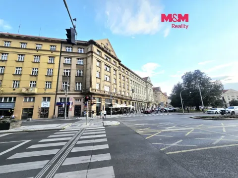 Prodej bytu 2+1, Praha - Bubeneč, Vítězné náměstí, 51 m2