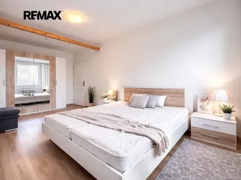 Pronájem bytu 4+kk, Praha - Vršovice, Kazašská, 107 m2
